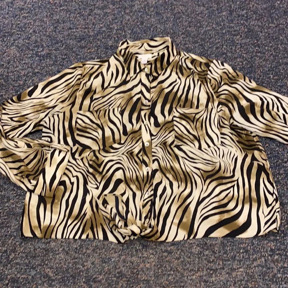 Chico’s Zebra Print Button Down Blouse sz. 3
